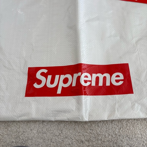 Supreme White Tote Bag and Box Logo Sticker - Picture 2 of 13